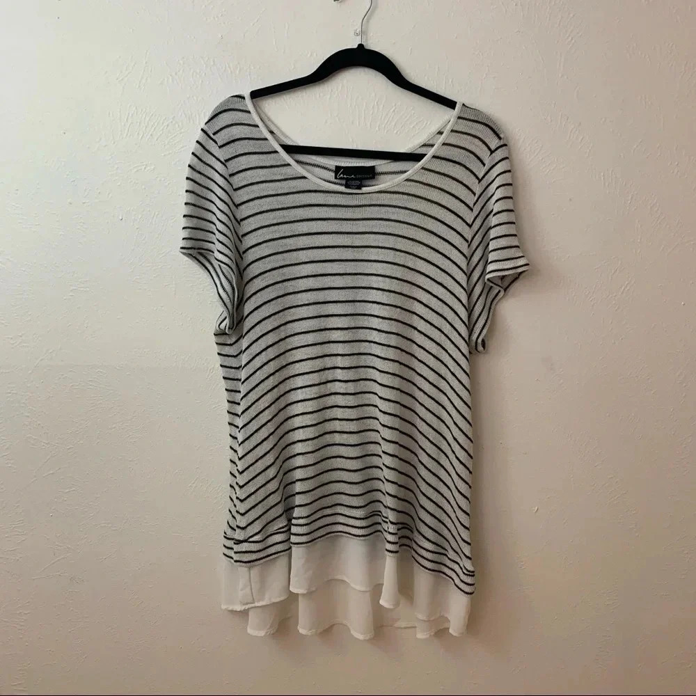 Lane Bryant stripped top - Picture 1 of 7